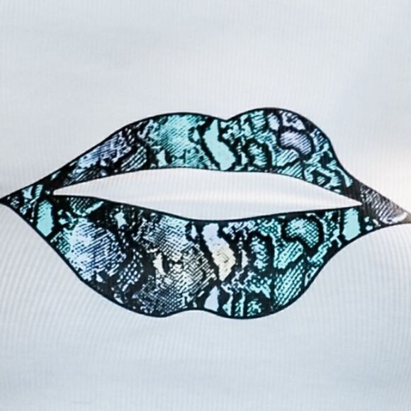 ‎Cropped Snake Lips Tee - Picture 12 of 16
